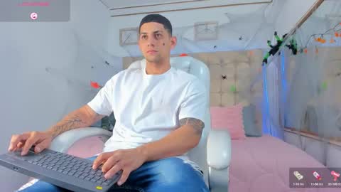 alex online show from 10/03/25, 11:18