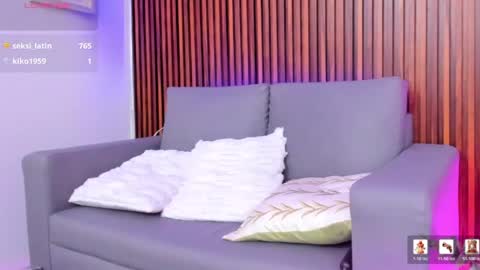 alex online show from 05/11/26, 04:04