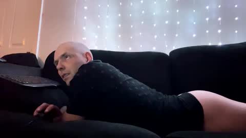 Snapshot of alex_essex69 chatting on 10/14/25, 12:00 alex_essex69 online show from 10/14/25, 12:00