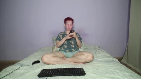 Snapshot of alex_foxy_man chatting on 01/14/25, 04:50 Alex online show from 01/14/25, 04:50