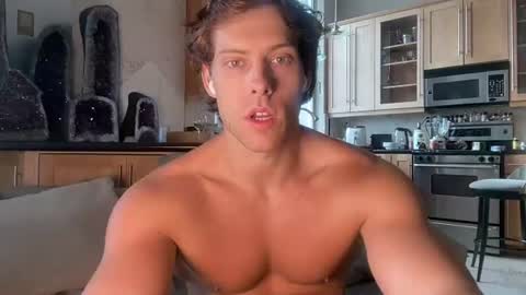 Alex Stone online show from 08/03/26, 06:55
