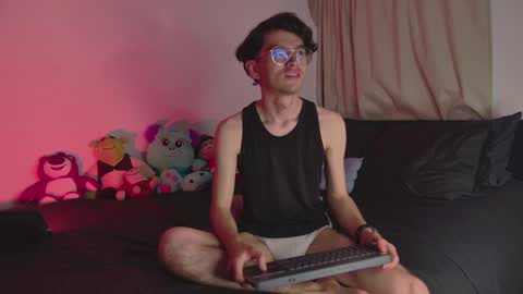 alex_kay_ online show from 09/10/25, 10:43