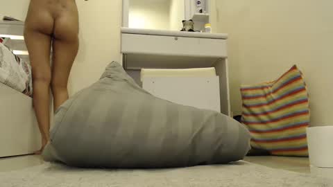 Nicha online show from 12/04/24, 04:43