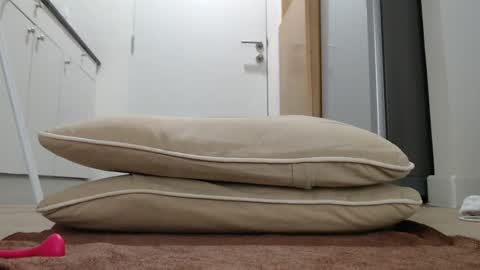 Nicha online show from 09/27/25, 05:23