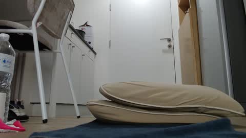 Nicha online show from 09/28/25, 05:46