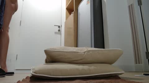 Nicha online show from 10/23/25, 02:44