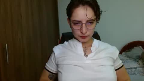 Snapshot of alex_parker07 chatting on 12/22/24, 05:21 Alex Parker online show from 12/22/24, 05:21