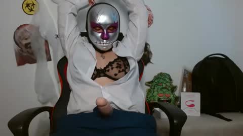 Alex Parker online show from 10/31/25, 10:22