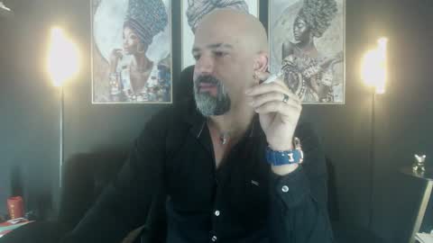 Alex Saints online show from 02/03/26, 09:25