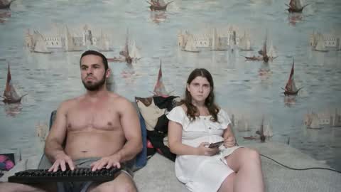 Snapshot of alex_sarah_sex chatting on 10/03/25, 07:33 Alex and Sarah online show from 10/03/25, 07:33