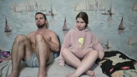 Snapshot of alex_sarah_sex chatting on 10/07/25, 07:33 Alex and Sarah online show from 10/07/25, 07:33