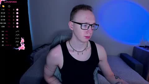 alex_silent online show from 11/20/25, 04:23