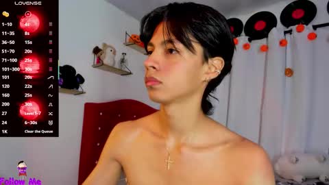 Snapshot of alex_sweet_69 chatting on 10/22/25, 12:27 Alex online show from 10/22/25, 12:27