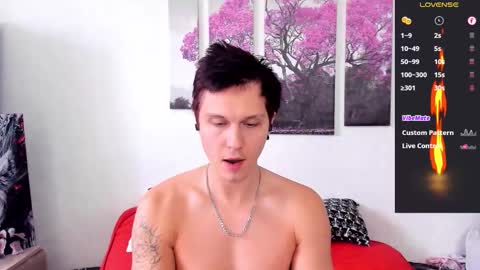 Alex WandHot online show from 09/30/25, 05:12