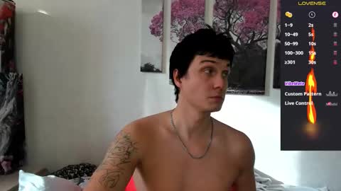 Alex WandHot online show from 10/30/25, 08:27