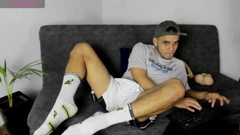 Alex Woll online show from 09/22/25, 07:21