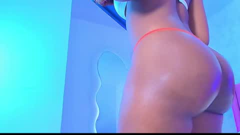 Snapshot of alexa__lopez chatting on 10/19/25, 04:46 alexa__lopez online show from 10/19/25, 04:46