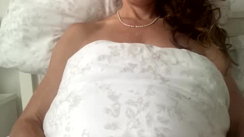 Snapshot of alexa__talkdirtytome chatting on 03/06/26, 08:11 Alexa online show from 03/06/26, 08:11