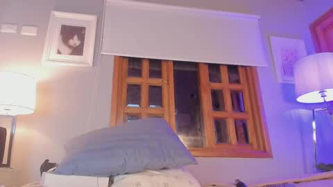 Alexandra  online show from 03/12/25, 10:05