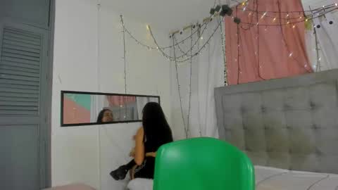 alexa_dream_0 online show from 09/28/25, 02:55