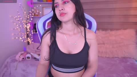 Snapshot of alexa_grey_1 chatting on 09/11/25, 02:50 alexa online show from 09/11/25, 02:50
