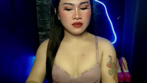 alexa_hansung online show from 10/14/25, 04:08