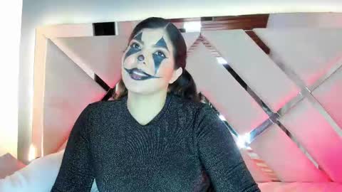 Alexa Jhomson online show from 10/28/25, 10:45