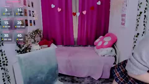 Snapshot of alexa_lexi chatting on 07/07/26, 10:52 alexa_lexi online show from 07/07/26, 10:52