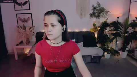 Snapshot of alexa_lexi chatting on 07/22/26, 11:02 alexa_lexi online show from 07/22/26, 11:02