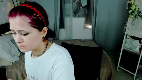 Snapshot of alexa_lexi chatting on 07/31/26, 06:24 alexa_lexi online show from 07/31/26, 06:24