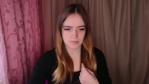 Snapshot of alexa_missu chatting on 11/30/25, 11:58 Alexa online show from 11/30/25, 11:58