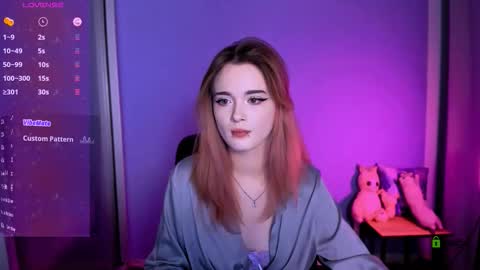 Snapshot of alexa_night_ chatting on 10/17/25, 08:00 alexa_night_ online show from 10/17/25, 08:00