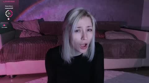 Snapshot of alexa_novak chatting on 12/01/25, 01:54 Alexa online show from 12/01/25, 01:54