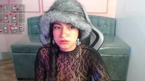 Alexandra online show from 11/18/25, 12:53