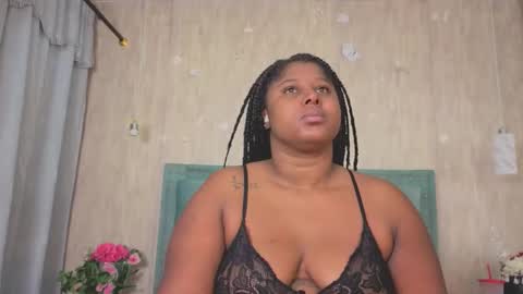 Snapshot of alexa_roussee chatting on 11/18/25, 12:53 Alexa online show from 11/18/25, 12:53