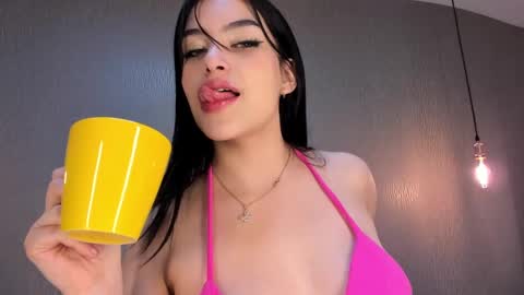 Alexa Thaylor online show from 12/17/24, 02:44