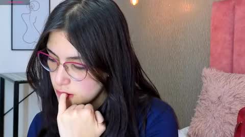 Alexa Thaylor online show from 06/08/26, 05:57