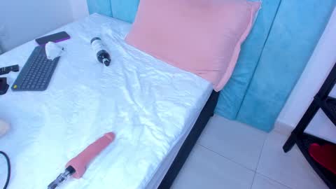 alexaa_small online show from 02/25/25, 03:16