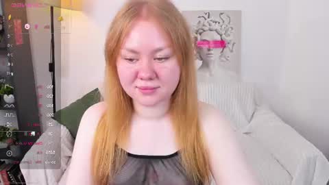 Snapshot of alexaabee chatting on 06/12/26, 08:13 alexaabee online show from 06/12/26, 08:13