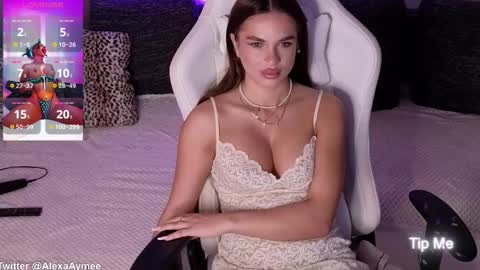 Snapshot of alexaaimee chatting on 03/25/26, 10:21 Alexa online show from 03/25/26, 10:21