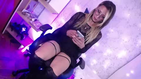 Snapshot of alexaavandercloude chatting on 04/16/26, 09:39 alexaavandercloude online show from 04/16/26, 09:39