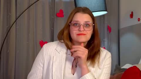 AlexaAvery online show from 06/11/26, 06:50