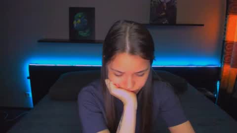 angel online show from 05/01/26, 01:54