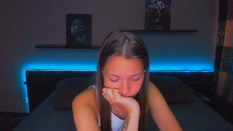 angel online show from 06/11/26, 02:53