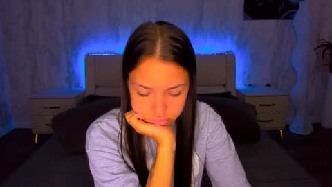 angel online show from 07/29/26, 12:20