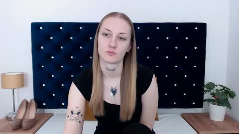 Alexa with big heart 3 online show from 12/10/24, 12:16