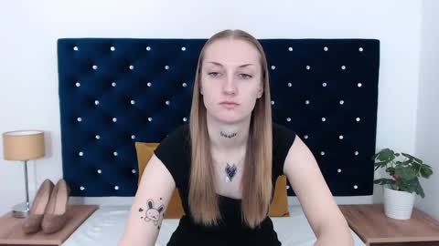 Alexa with big heart 3 online show from 12/20/24, 02:38