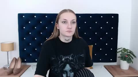 Alexa with big heart 3 online show from 01/07/25, 03:12