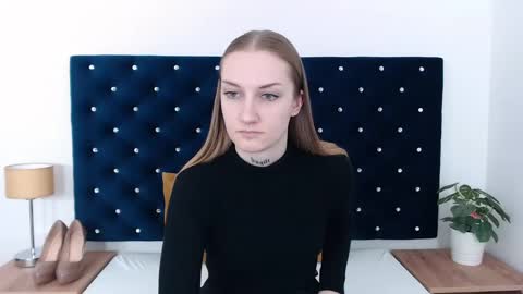 Alexa with big heart 3 online show from 01/24/25, 05:21