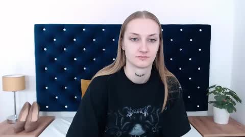 Alexa with big heart 3 online show from 01/27/25, 10:49